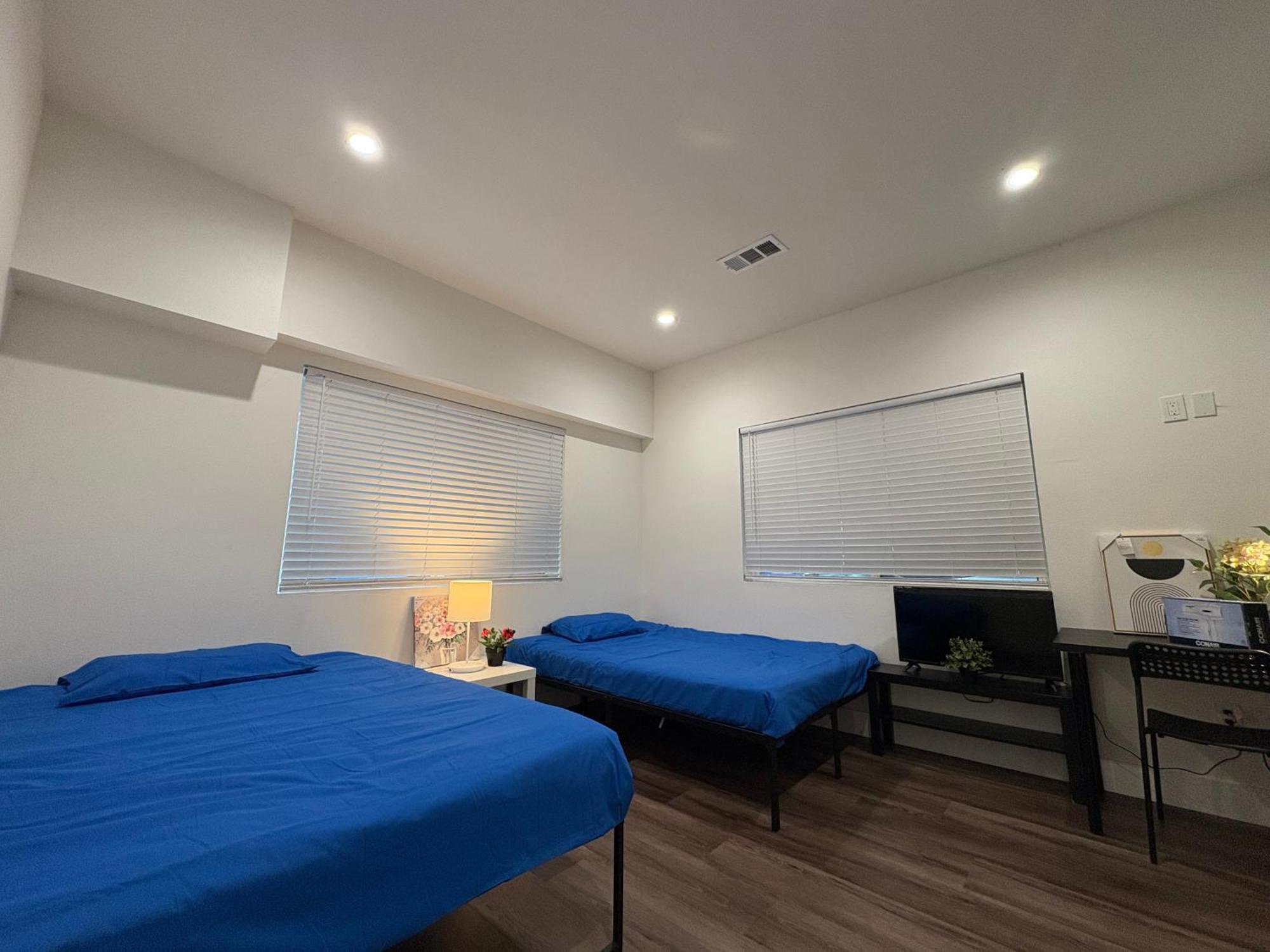 The Blue Hostel Los Angeles Bagian luar foto
